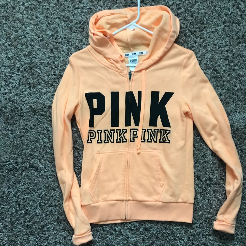 VS PINK hoodie Hardly worn!